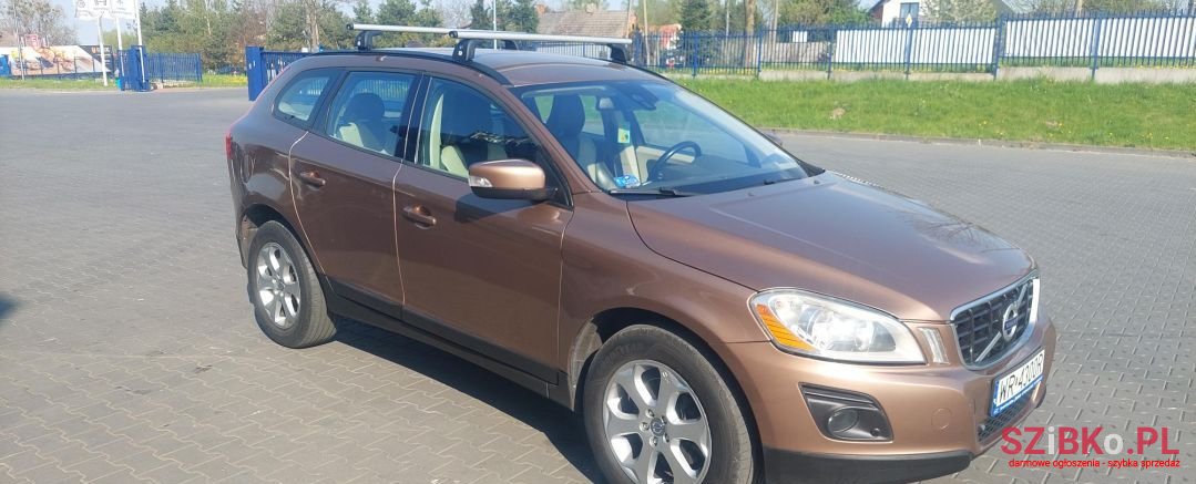 2010' Volvo Xc 60 photo #2