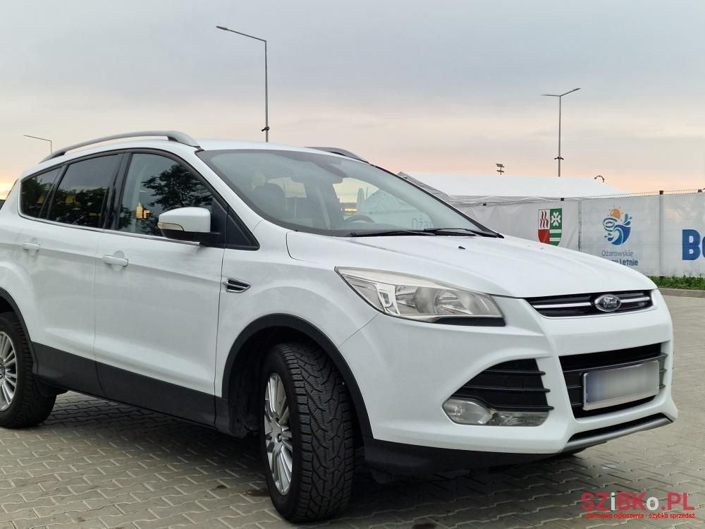 2013' Ford Kuga photo #2