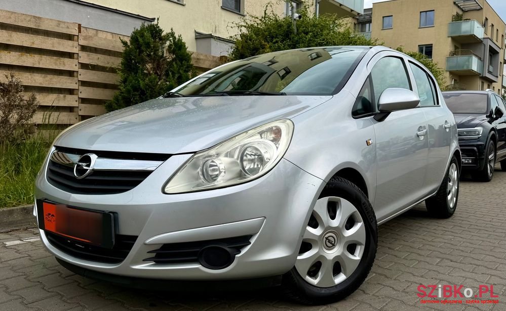 2008' Opel Corsa 1.2 16V Innovation photo #2