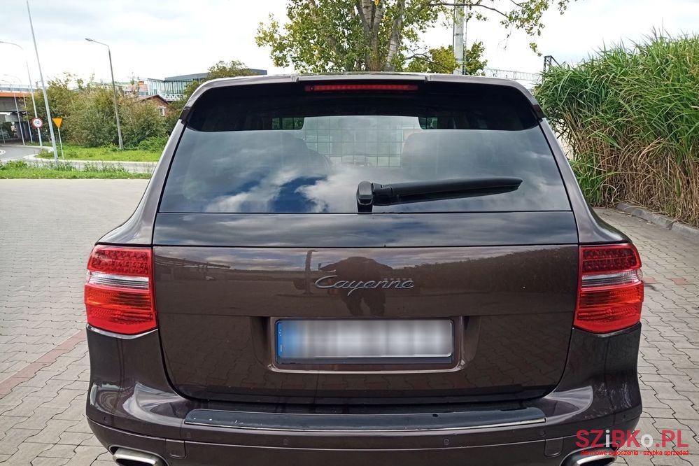 2008' Porsche Cayenne Standard photo #4