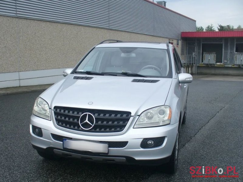 2008' Mercedes-Benz Ml photo #1