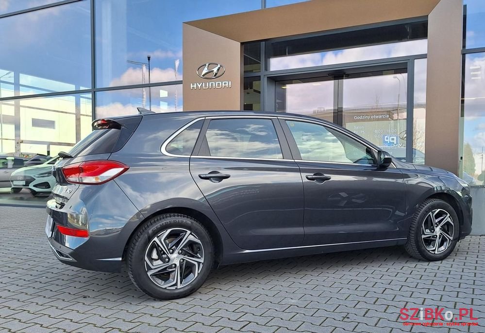 2020' Hyundai i30 1.5 Dpi Comfort photo #5