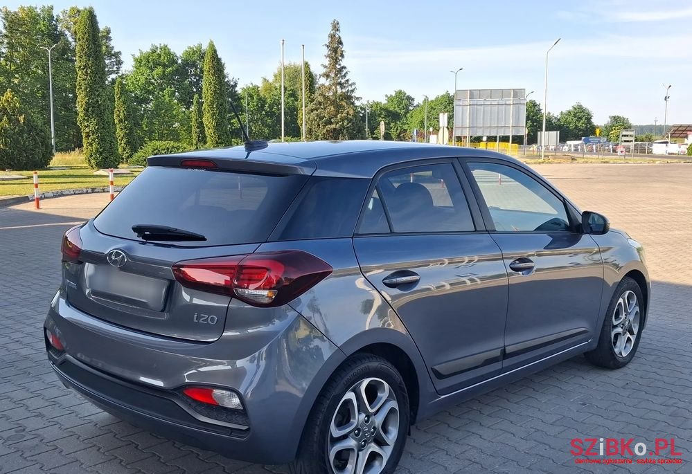 2018' Hyundai i20 1.2 Bluedrive Go photo #2