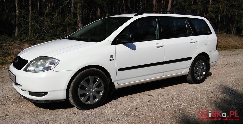 2003' Toyota Corolla photo #2