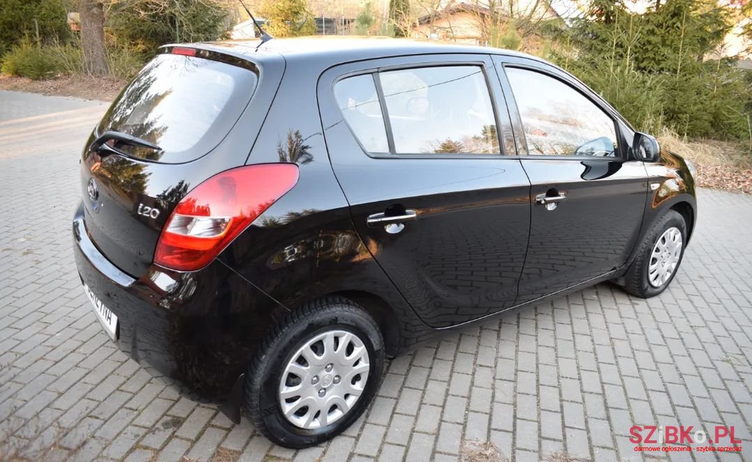 2009' Hyundai i20 photo #4