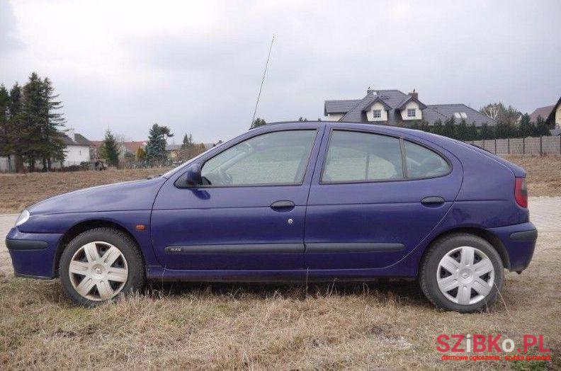 2000' Renault Megane photo #2