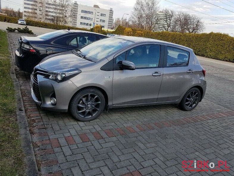 2015' Toyota Yaris photo #1