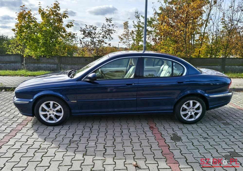 2004' Jaguar X-Type 2.5 High photo #4