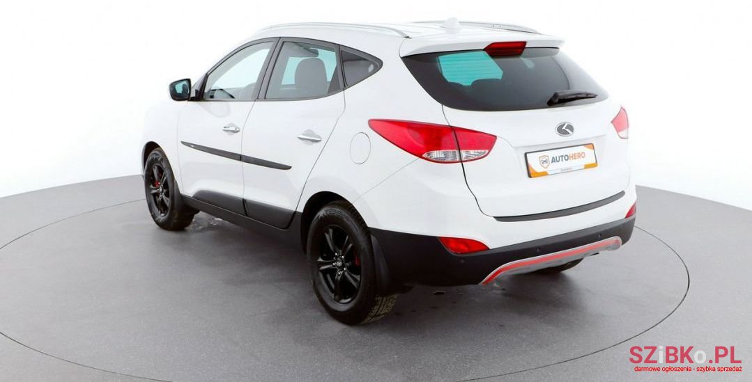 2010' Hyundai ix35 photo #2