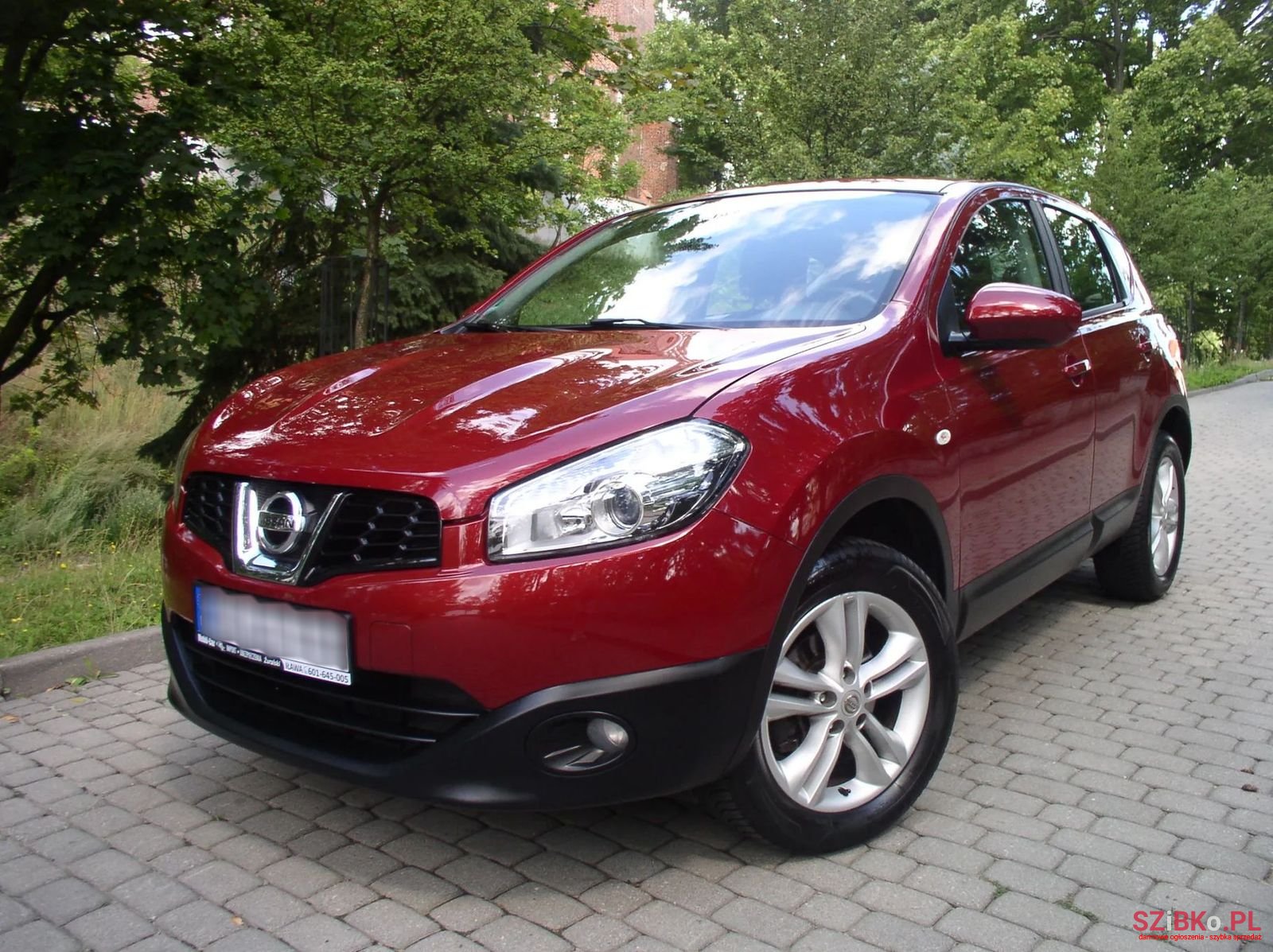 2011' Nissan Qashqai photo #1