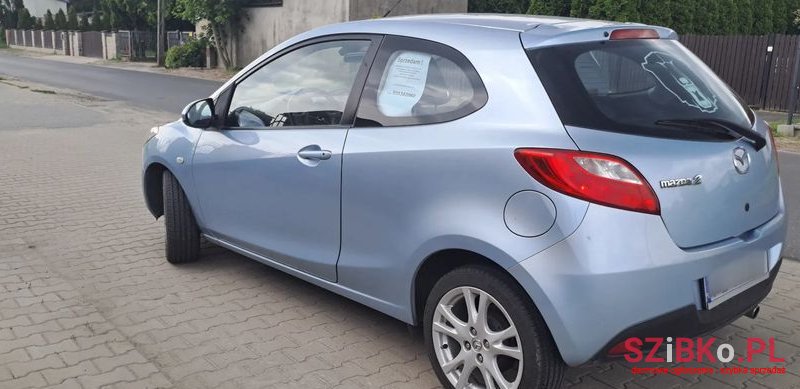 2008' Mazda 2 1.3 Sport Impression photo #3
