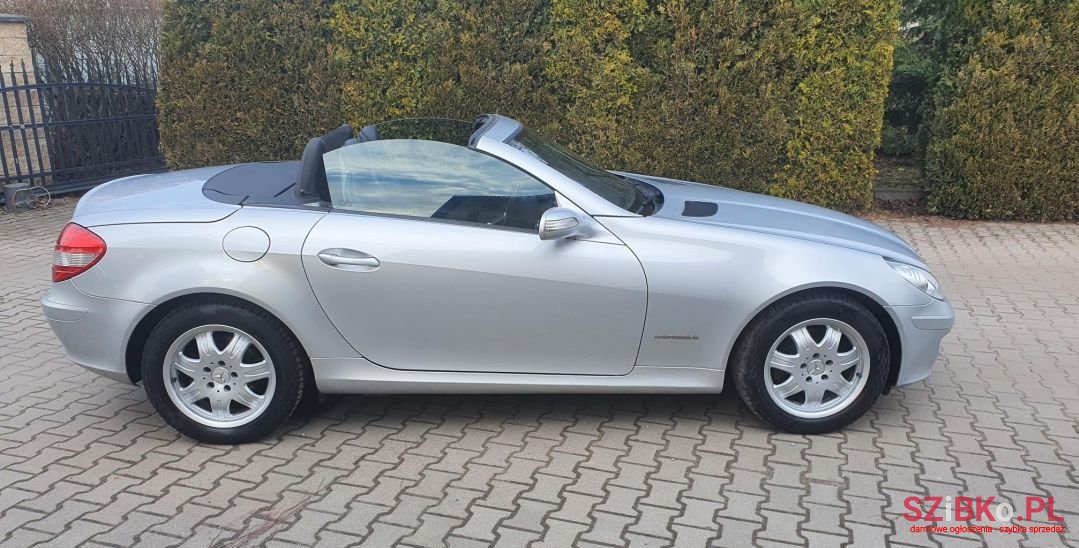 2006' Mercedes-Benz SLK photo #2
