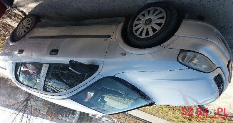 2008' Opel Astra photo #1