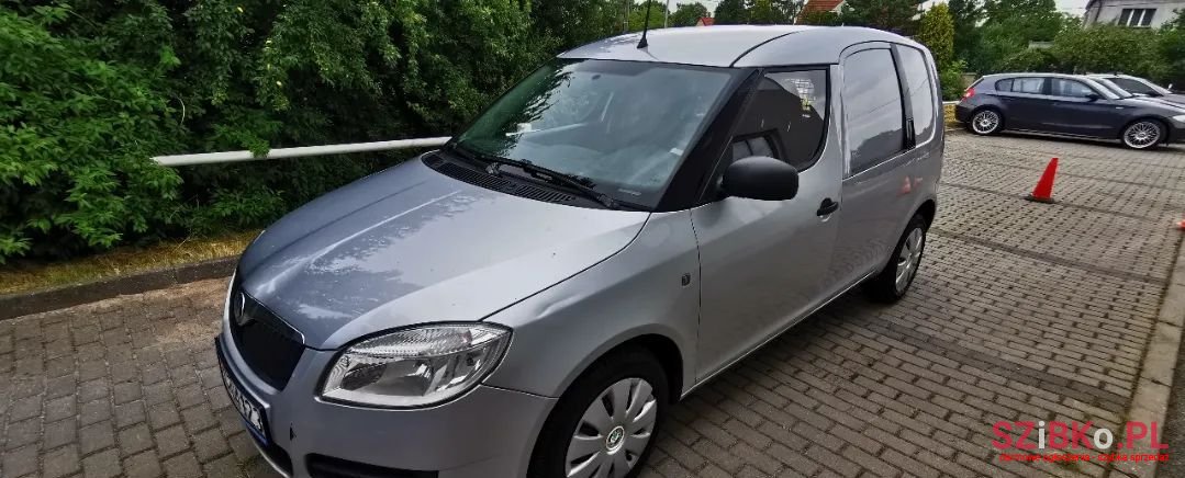 2010' Skoda Praktik photo #3