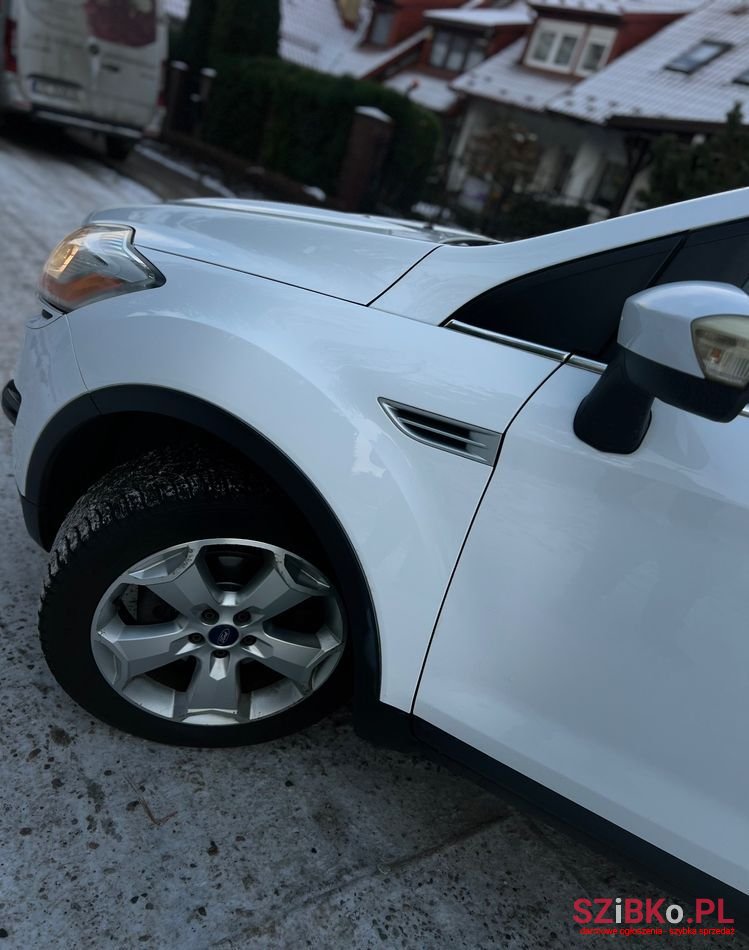 2011' Ford Kuga photo #3