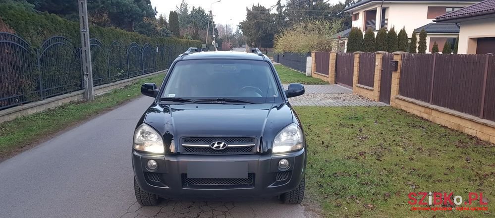 2005' Hyundai Tucson photo #3