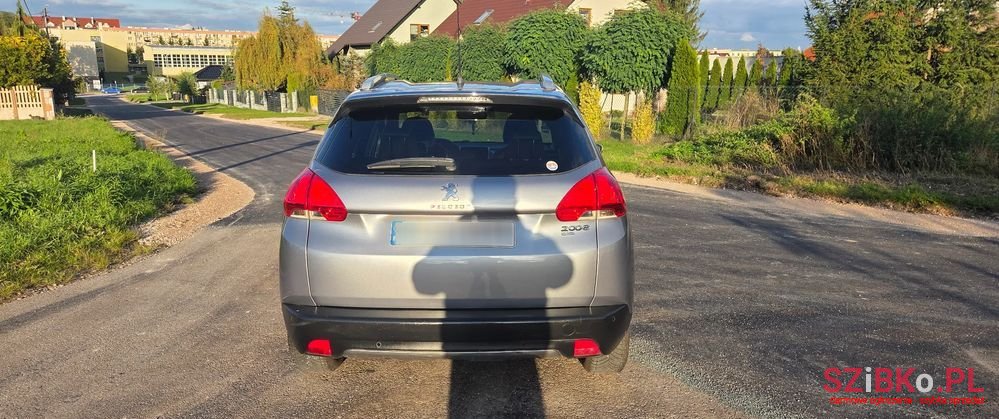 2015' Peugeot 2008 photo #4
