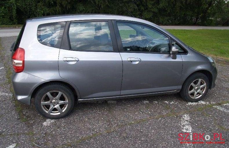 2005' Honda Jazz photo #1