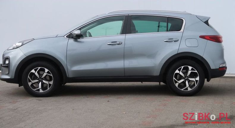 2020' Kia Sportage photo #2