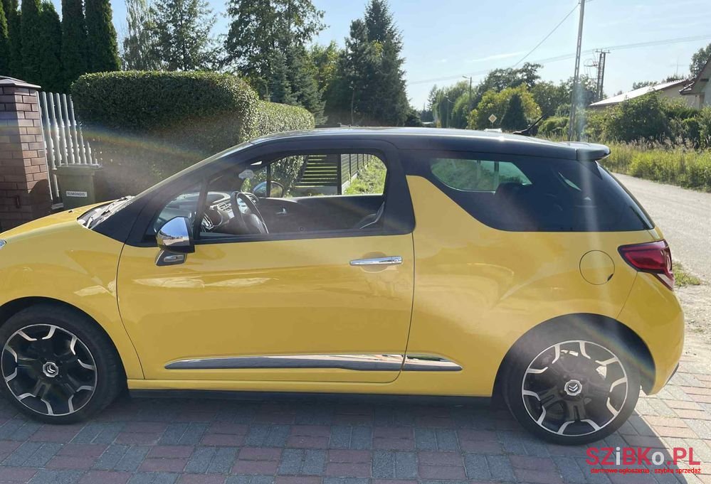 2012' Citroen DS3 photo #3