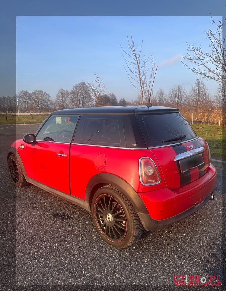 2010' MINI One D photo #5