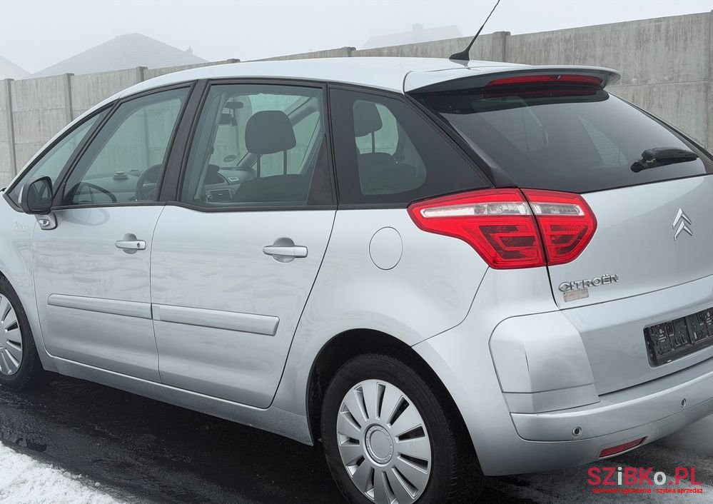 2007' Citroen C4 Picasso photo #3