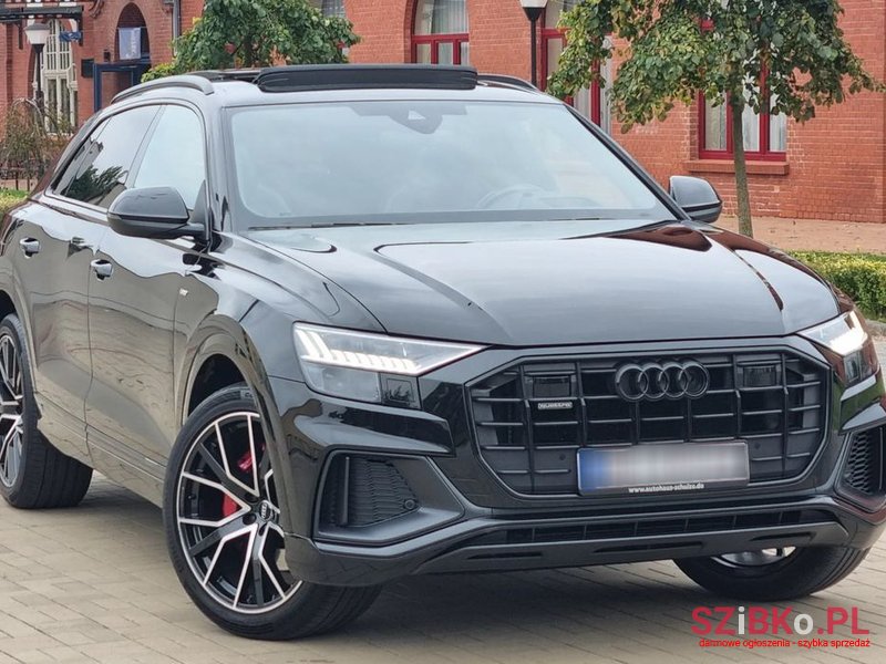 2020' Audi Q8 photo #1