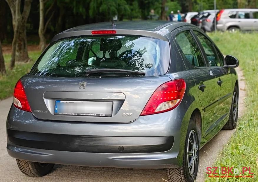2011' Peugeot 207 1.4 Access photo #3