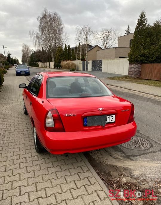 1998' Daewoo Nubira photo #2