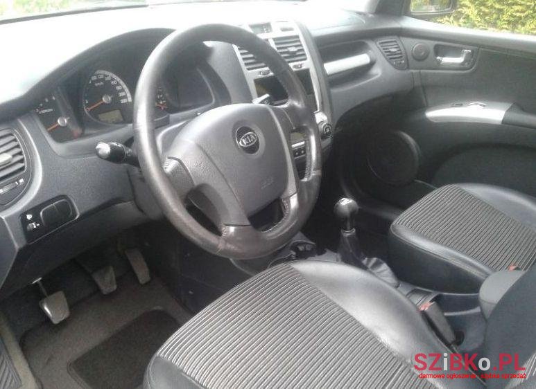 2005' Kia Sportage photo #1