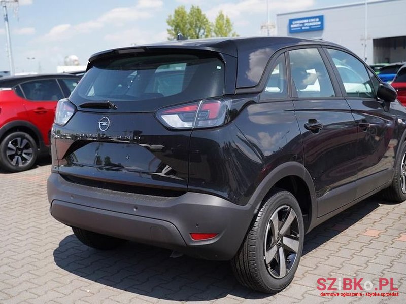 2024' Opel Crossland X photo #3