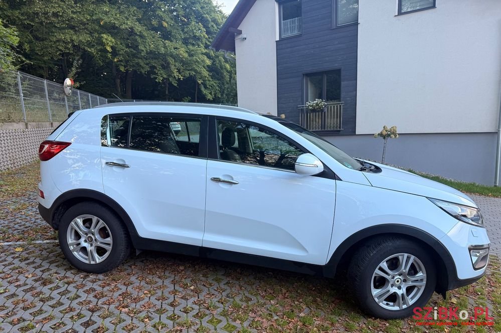 2011' Kia Sportage photo #3