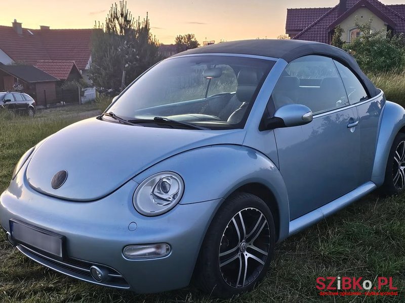 2004' Volkswagen New Beetle 1.8T photo #6
