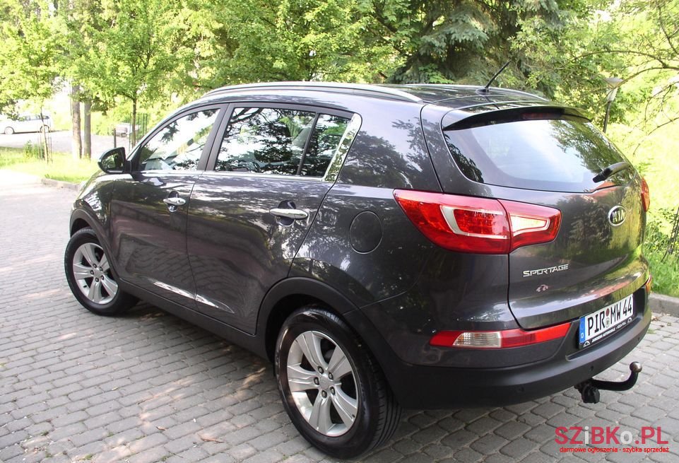 2010' Kia Sportage photo #3
