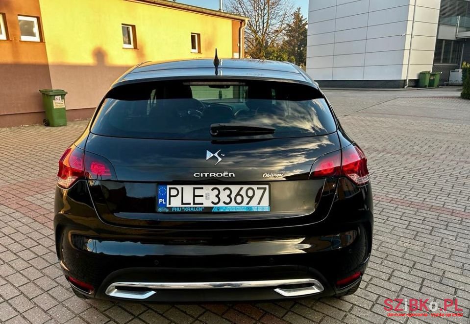 2014' Citroen DS4 photo #6