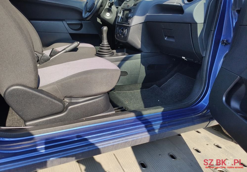 2007' Ford Fiesta 1.6 Trend photo #4