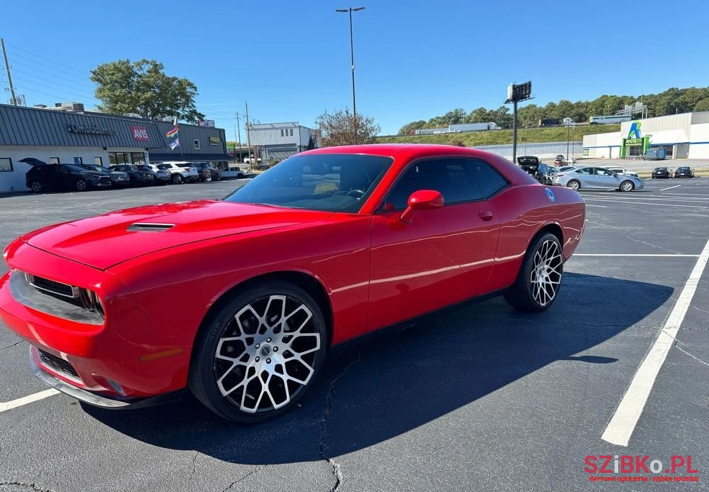 2015' Dodge Challenger photo #2