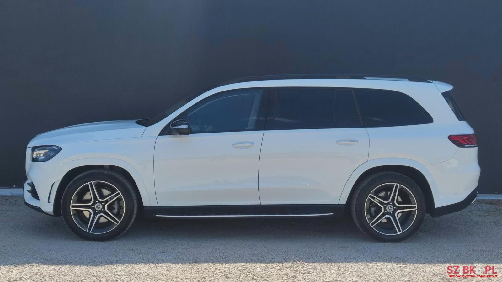 2022' Mercedes-Benz GLS photo #6