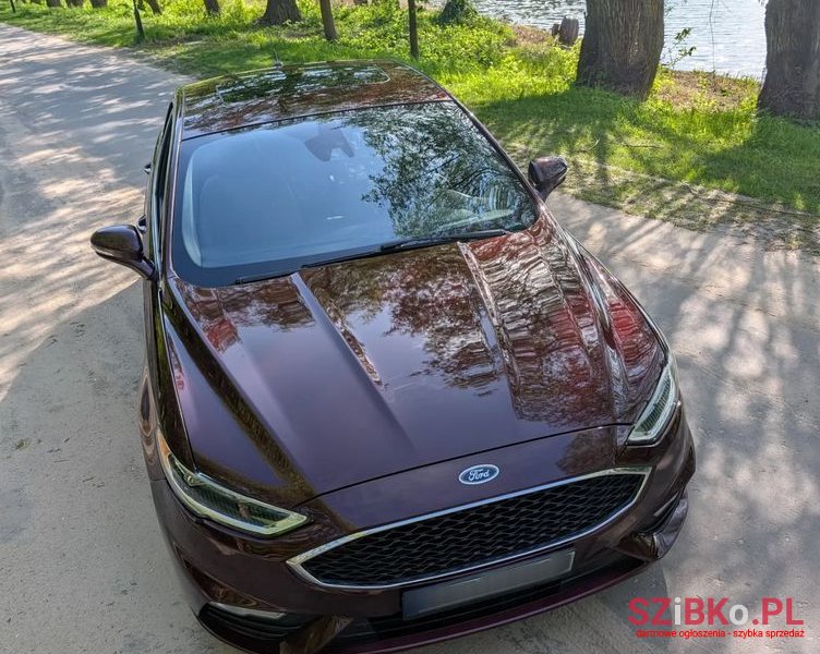 2017' Ford Fusion photo #2