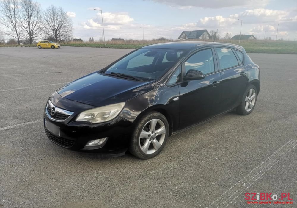 2009' Opel Astra Iii 1.6 Enjoy photo #2