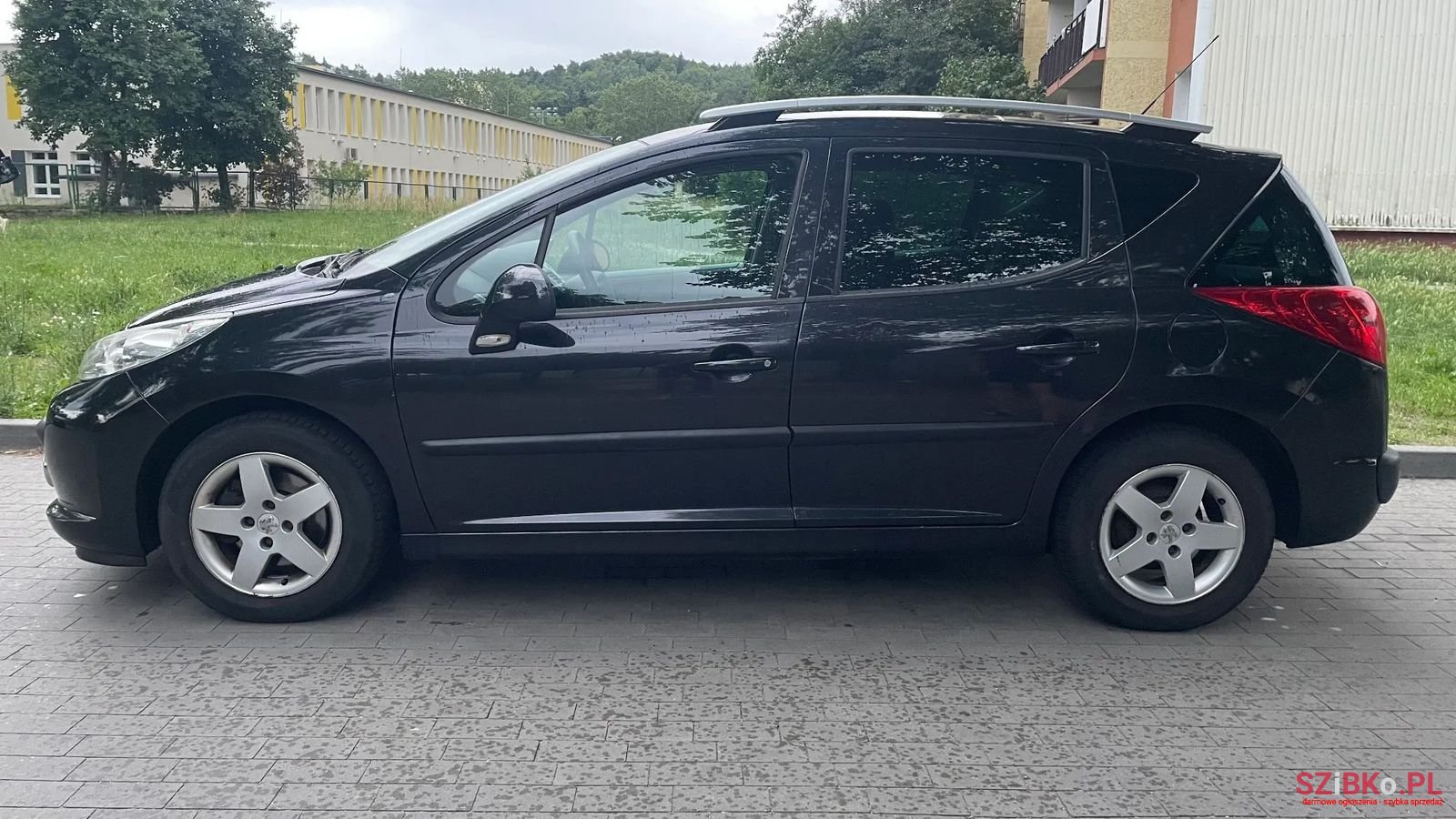 2009' Peugeot 207 photo #3