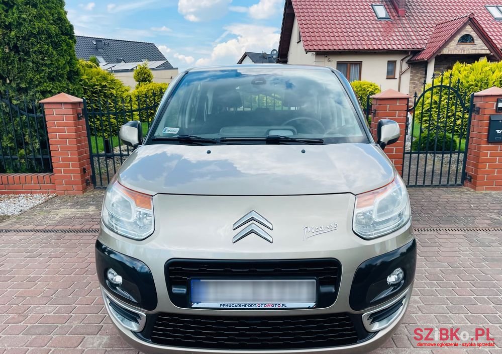 2010' Citroen C3 Picasso 1.4I Exclusive photo #2