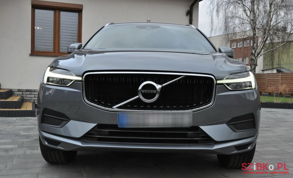 2019' Volvo Xc 60 D3 Momentum Pro photo #2