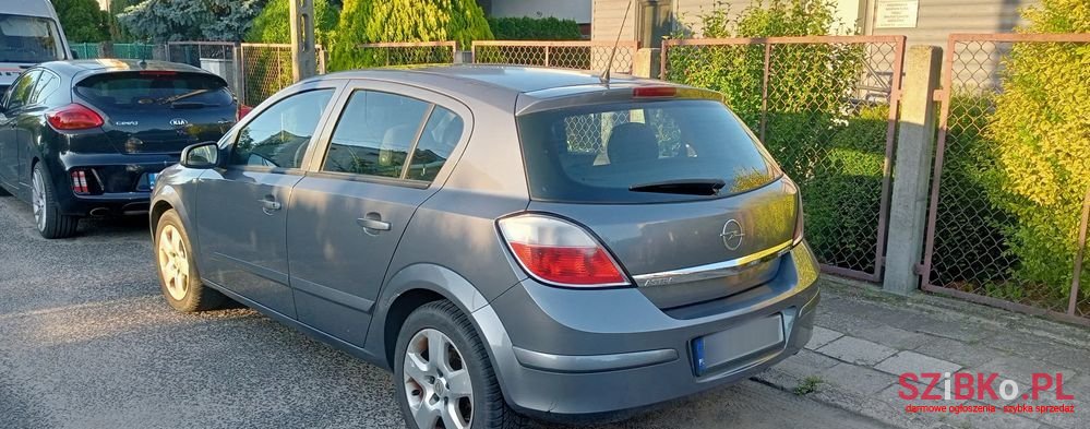 2006' Opel Astra 1.7 Cdti Elegance photo #5