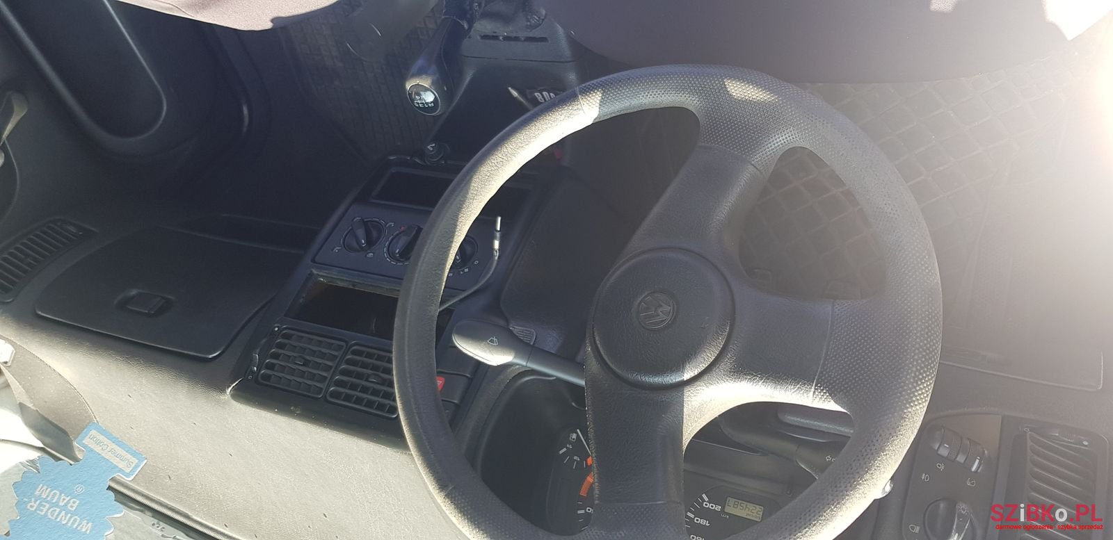 1996' Volkswagen Polo photo #1