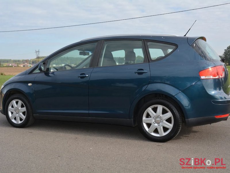 2007' SEAT Altea XL 1.6 Stylance photo #4