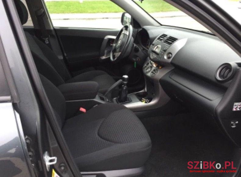 2008' Toyota Rav-4 photo #1