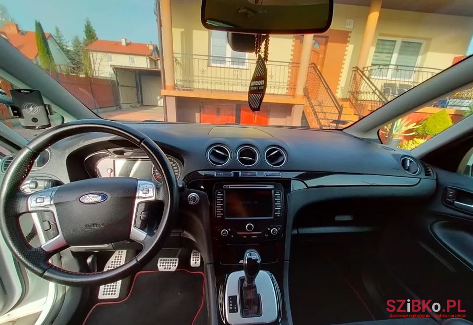 2012' Ford S-Max photo #5