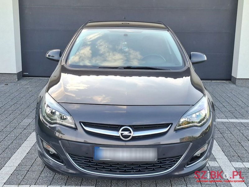 2013' Opel Astra Iv 1.4 T Cosmo photo #3
