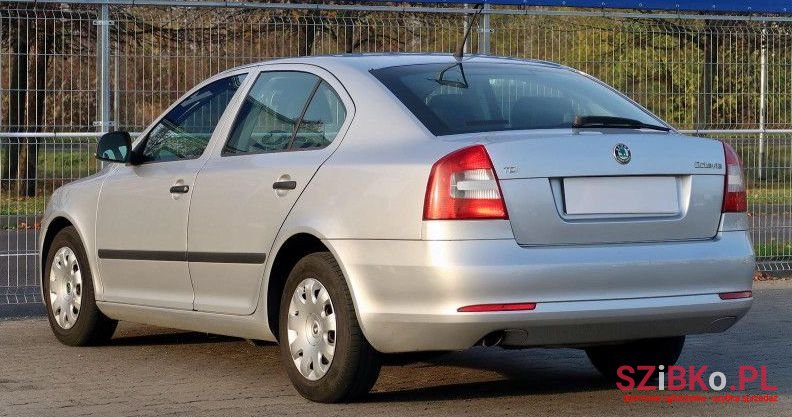 2011' Skoda Octavia photo #3